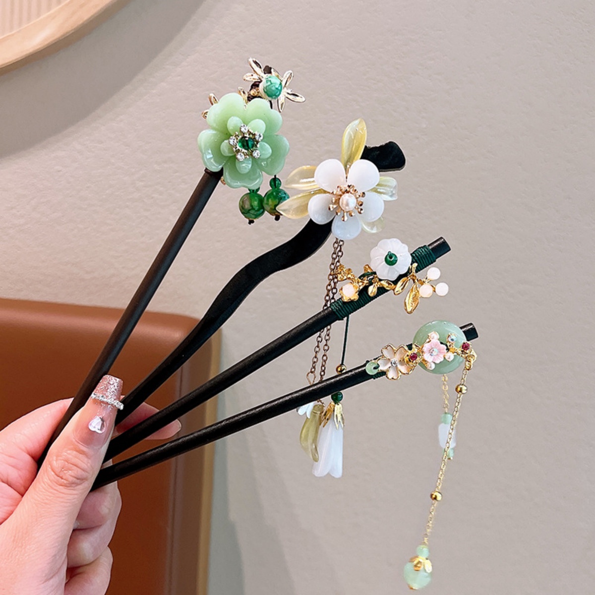 Изысканная деревянная заколка  – обзор и цена Women Accessories For Hand